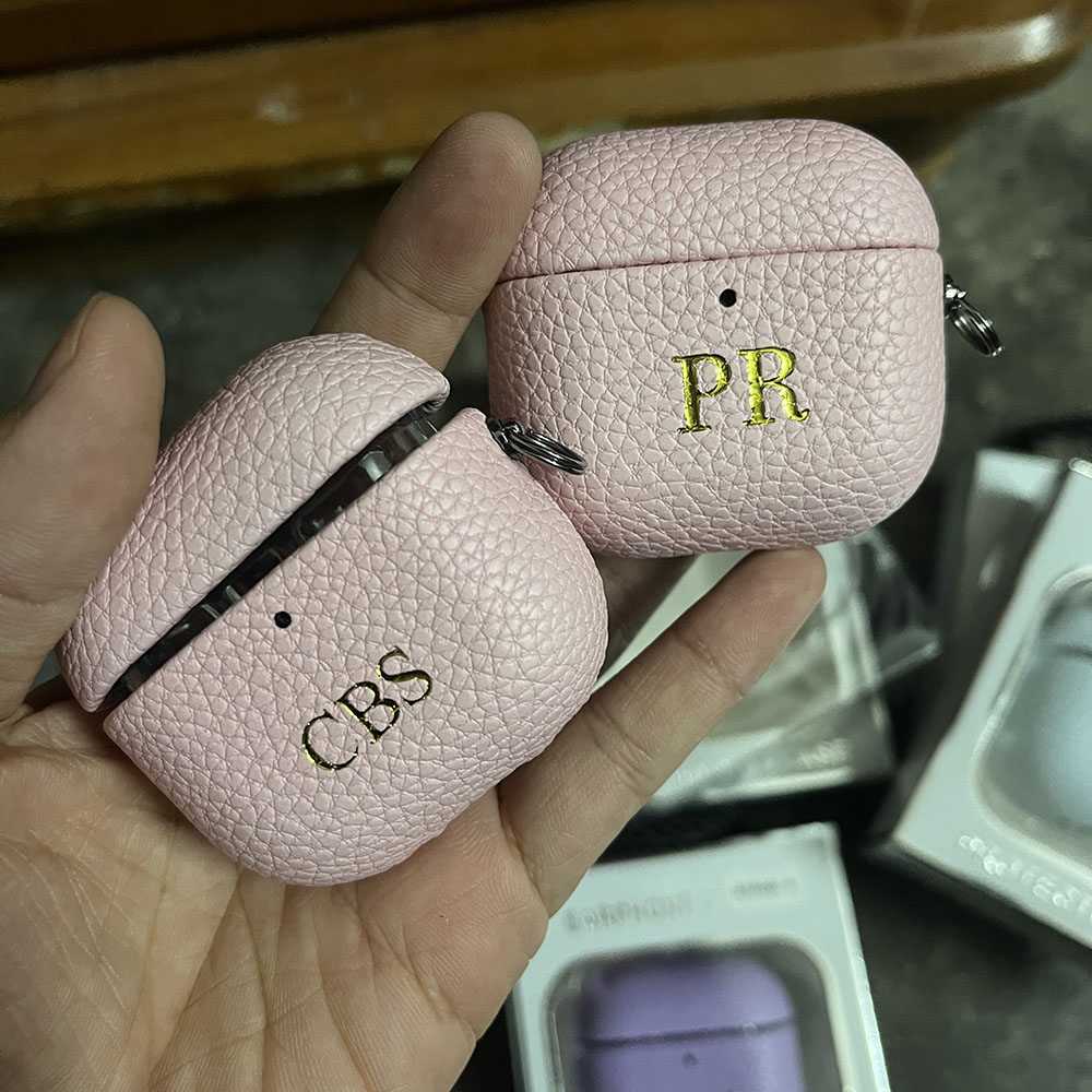 Estuche personalizado para aur - Monogram Keychain Leather reseña y precio