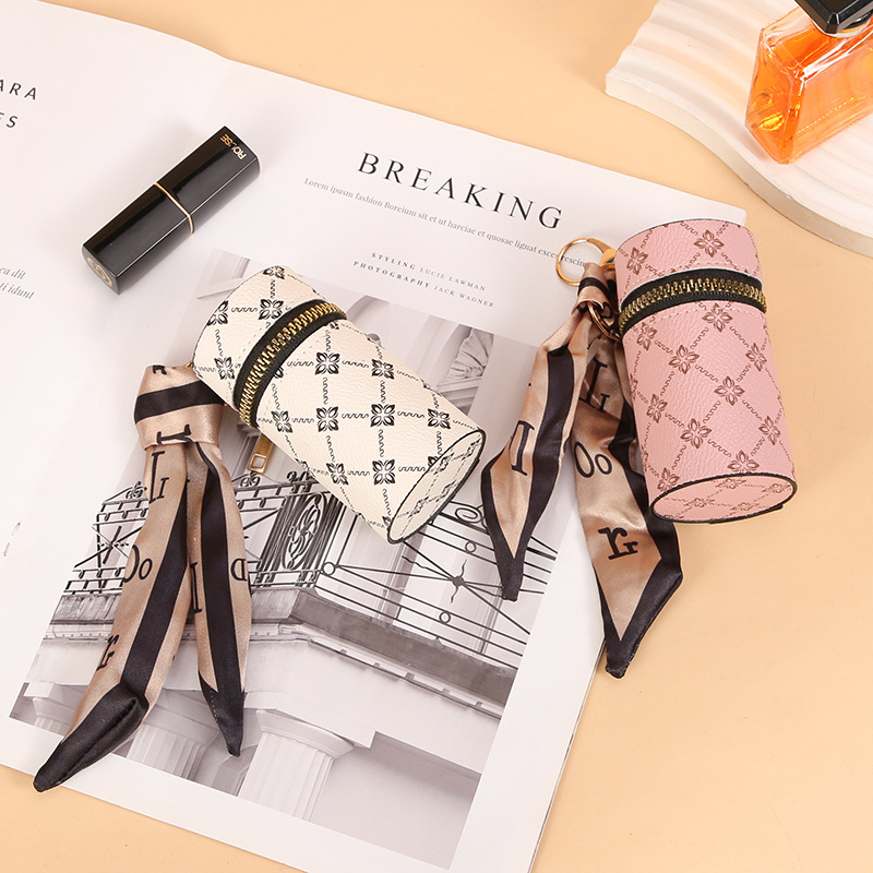 Llavero con lápiz labial con p - Monogram Keychain Leather reseña y precio